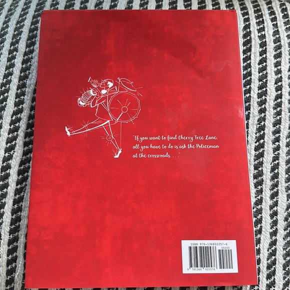 Practically Poppins in Every Way: A Magical Carpetbag of Countless Wonders Book - Picture 10 of 10